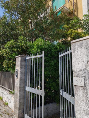 La Casina Small Loft in Versilia Marinella Di Sarzana